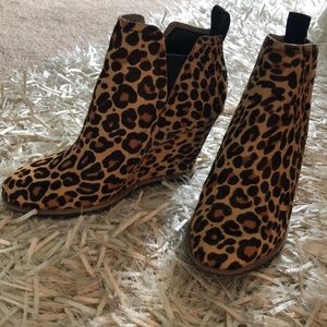 Excellent used condition leopard pony hair boots